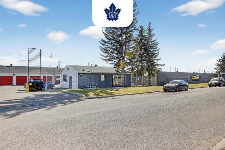 street view of StorageMart at 338 Ave E in Okotoks, Alberta